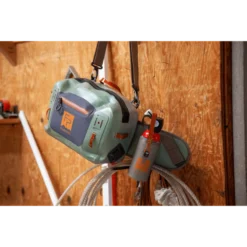 Fishpond Thunderhead Bear Spray Holder -Simms Shop 946988 800 auto